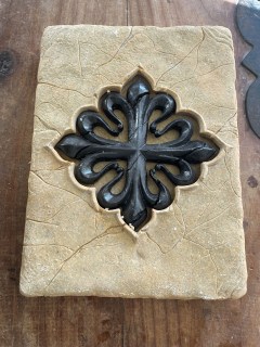 mattonella croce calatrava